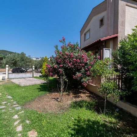 Side By Side Apartment Nea Iraklitsa ภายนอก รูปภาพ
